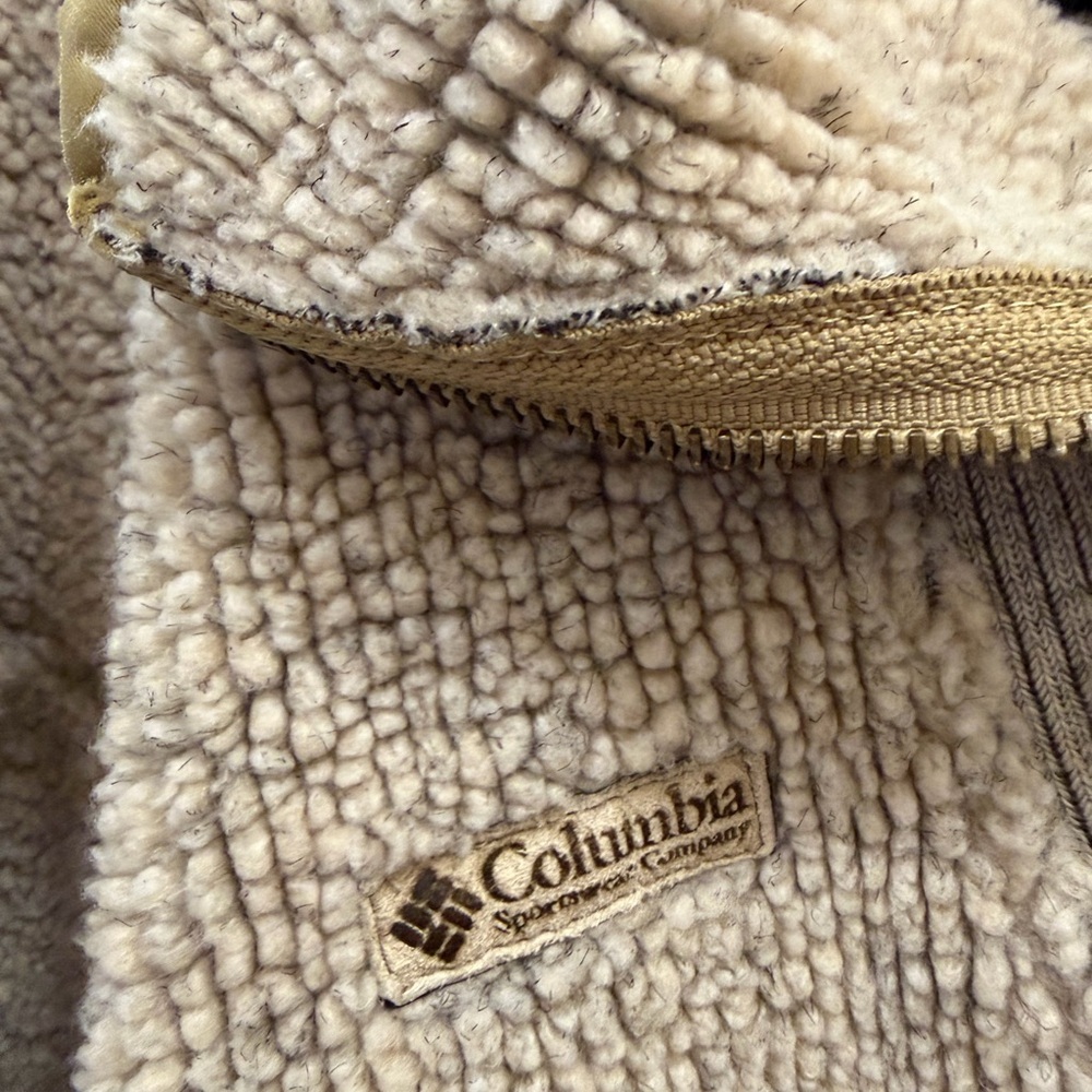 Columbia Beige Fleece - Picture 3 of 5